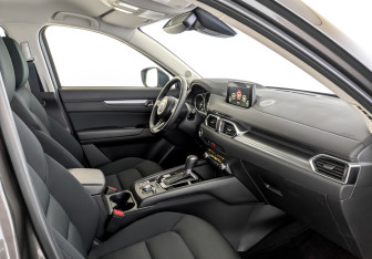 Подержанный автомобиль Mazda CX-5 2020 года (11 фото)