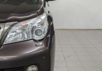 Подержанный автомобиль Lexus GX 2011 года (19 фото)