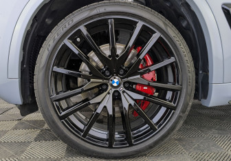 Новый BMW X5 2025 (7 фото)