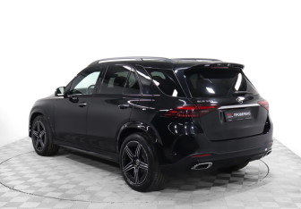 Подержанный автомобиль Mercedes-Benz GLE 2025 года (7 фото)