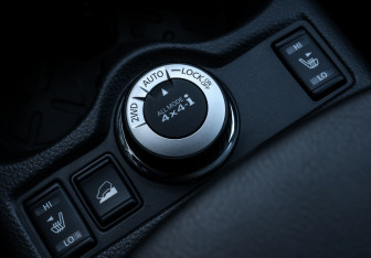 Подержанный автомобиль Nissan X-Trail 2017 года (18 фото)