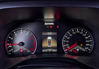 Подержанный автомобиль Haval Jolion 2023 года (16 фото)