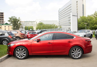 Подержанный автомобиль Mazda 6 Sedan 2023 года (6 фото)