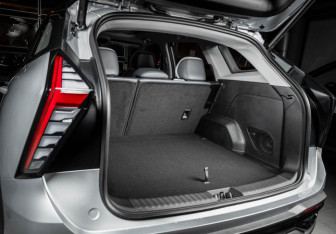 Новый Geely Atlas 2026 (17 фото)