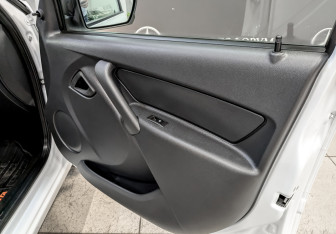 Подержанный автомобиль LADA (ВАЗ) Granta Sedan 2025 года (23 фото)