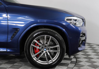 Подержанный автомобиль BMW X4 2021 года (8 фото)