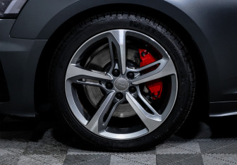 Подержанный автомобиль Audi A5 Coupe 2021 года (15 фото)