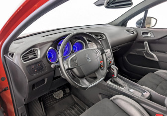 Подержанный автомобиль DS 4 2016 года (16 фото)
