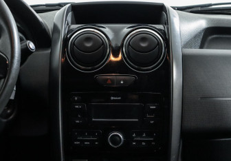 Подержанный автомобиль Renault Duster 2018 года (8 фото)