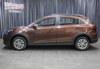Подержанный автомобиль Kia Rio Sedan 2021 года (8 фото)