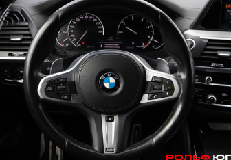 Подержанный автомобиль BMW X4 2019 года (18 фото)