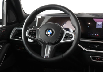 Новый BMW X7 2025 (21 фото)