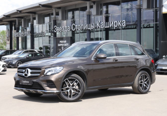 Подержанный автомобиль Mercedes-Benz GLC Coupe 2017 года (22 фото)