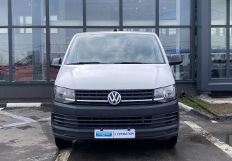 Подержанный автомобиль Volkswagen Caravelle 2017 года (2 фото)