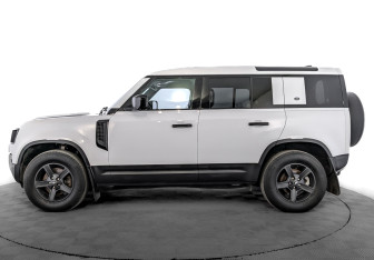 Подержанный автомобиль Land Rover Defender Suv 2021 года (8 фото)