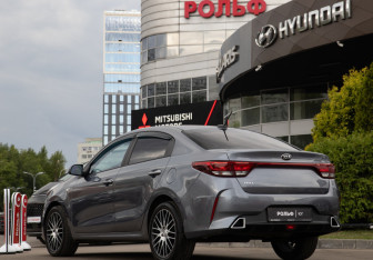 Подержанный автомобиль Kia Rio Sedan 2020 года (5 фото)