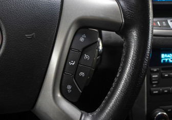 Подержанный автомобиль Chevrolet Captiva 2014 года (21 фото)