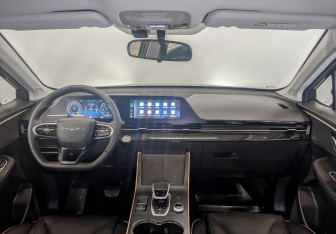 Подержанный автомобиль Omoda C5 2023 года (14 фото)