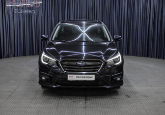 Подержанный автомобиль Subaru Legacy Sedan 2018 года (2 фото)
