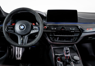 Подержанный автомобиль BMW M5 Sedan 2021 года (12 фото)