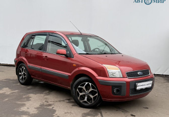 Подержанный автомобиль Ford Fusion 2007 года (3 фото)