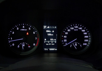 Подержанный автомобиль Hyundai Tucson 2016 года (19 фото)