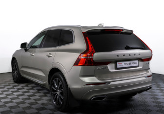 Подержанный автомобиль Volvo XC60 2019 года (7 фото)