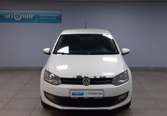 Подержанный автомобиль Volkswagen Polo Hatchback 2010 года (2 фото)