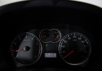 Подержанный автомобиль Great Wall Hover H5 2011 года (9 фото)