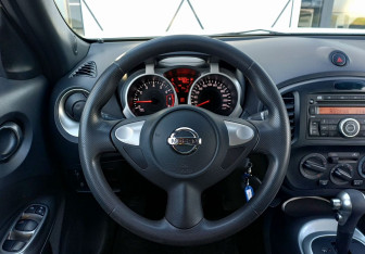 Подержанный автомобиль Nissan Juke 2015 года (13 фото)