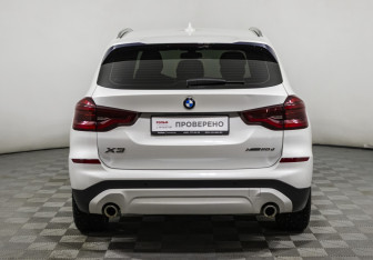Подержанный автомобиль BMW X3 2020 года (6 фото)