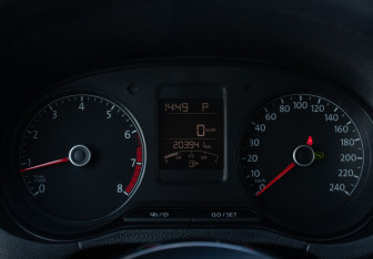 Подержанный автомобиль Volkswagen Polo Sedan 2019 года (10 фото)