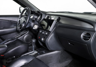 Подержанный автомобиль Mitsubishi Outlander 2005 года (11 фото)