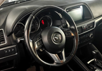 Подержанный автомобиль Mazda CX-5 2016 года (12 фото)