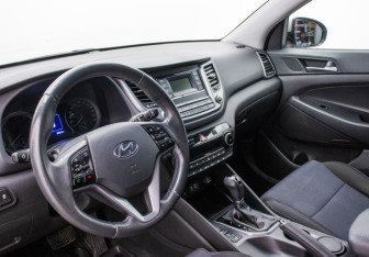 Подержанный автомобиль Hyundai Tucson 2016 года (9 фото)