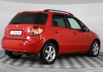 Подержанный автомобиль Suzuki SX4 Hatchback 2009 года (3 фото)