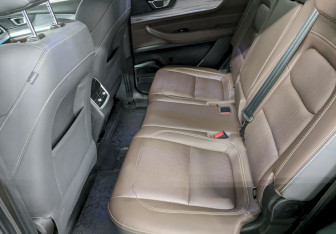 Подержанный автомобиль Chery Tiggo 8 Pro 2022 года (17 фото)