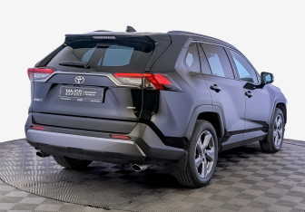 Подержанный автомобиль Toyota RAV4 2020 года (5 фото)