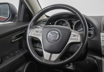 Подержанный автомобиль Mazda 6 Sedan 2008 года (15 фото)