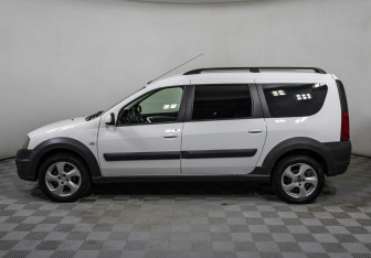 Подержанный автомобиль LADA (ВАЗ) Largus Wagon 2019 года (8 фото)