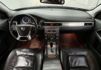 Подержанный автомобиль Volvo S80 2010 года (11 фото)