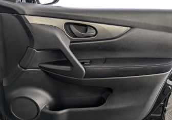 Подержанный автомобиль Nissan Qashqai 2018 года (24 фото)