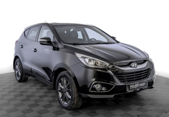 Подержанный автомобиль Hyundai ix35 2014 года (3 фото)