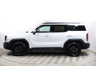 Подержанный автомобиль Haval H3 2024 года (8 фото)