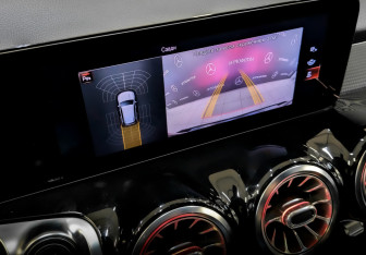 Подержанный автомобиль Mercedes-Benz GLB 2020 года (28 фото)