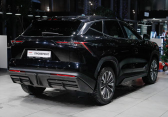 Подержанный автомобиль Jetour Dashing 2023 года (4 фото)