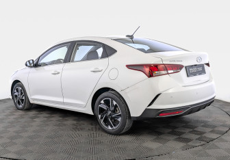 Подержанный автомобиль Hyundai Solaris Sedan 2021 года (7 фото)