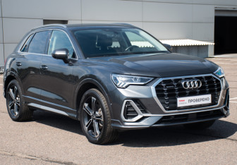 Подержанный автомобиль Audi Q3 2021 года (2 фото)