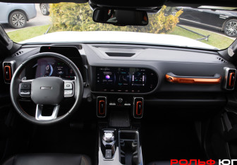 Подержанный автомобиль Haval Dargo 2023 года (11 фото)