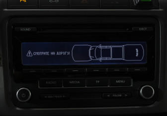 Подержанный автомобиль Volkswagen Amarok 2013 года (16 фото)